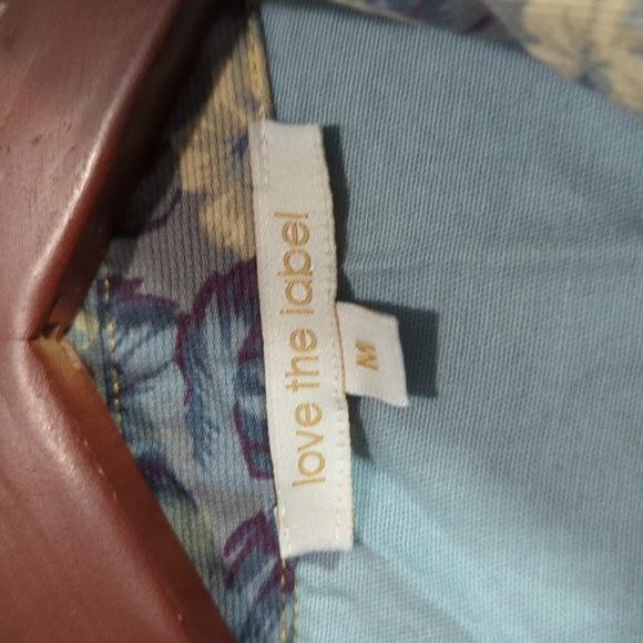 2/$30 Love The Label Floral Denim Corduroy Button Down Shirt - Picture 3 of 7